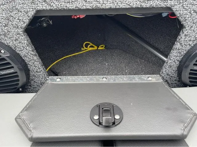 Slide: The Image of Lund Crossover XS 1875 2026 - 24