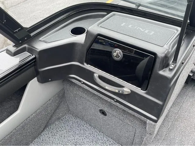 Slide: The Image of Lund Crossover XS 1875 2026 - 15