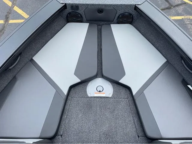 Slide: The Image of Lund Crossover XS 1875 2026 - 23