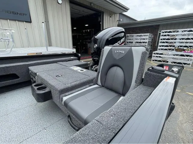 Slide: The Image of Lund ADVENTURE 1675 SS 2026 - 17