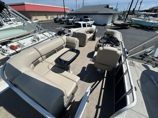 Slide: The Image of Sun Tracker Party Barge 20 2022 - 15