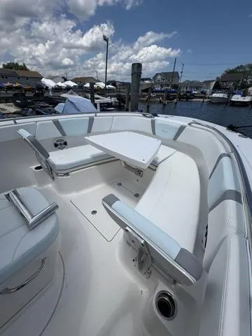 Slide: The Image of Robalo R272 Center Console 2020 - 10