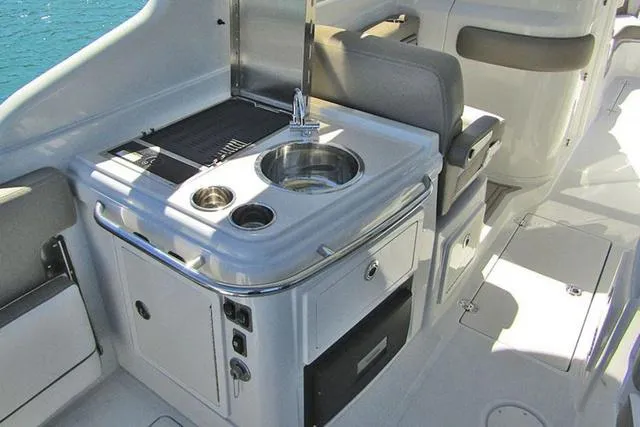 Slide: The Image of Finseeker 280 DC 2024 - 19