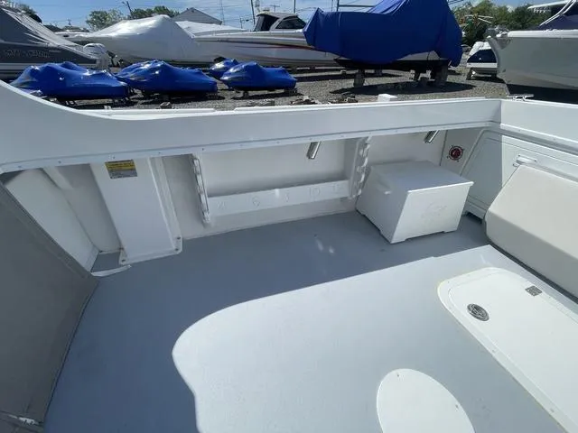 Slide: The Image of Steiger Craft 23 DV Miami 2026 - 9