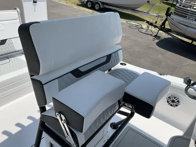 Slide: The Image of Blackfin 242 HB 2026 - 9