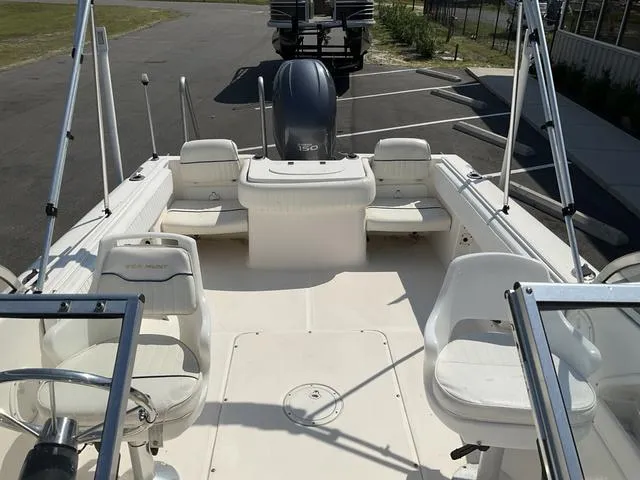 Slide: The Image of Sea Hunt 200 DC 2004 - 4