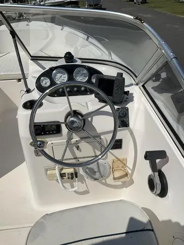 Slide: The Image of Sea Hunt 200 DC 2004 - 5