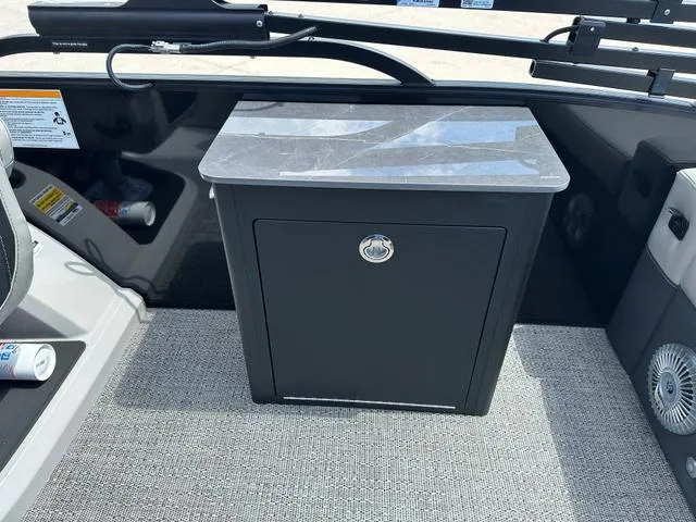 Slide: The Image of Barletta CABRIO C24UE 2026 - 13