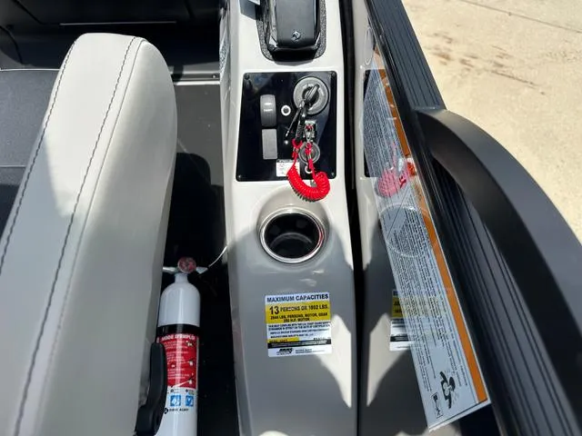 Slide: The Image of Barletta CABRIO C24UE 2026 - 15