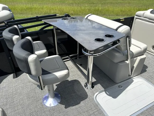 Slide: The Image of Barletta CABRIO C24UE 2026 - 17