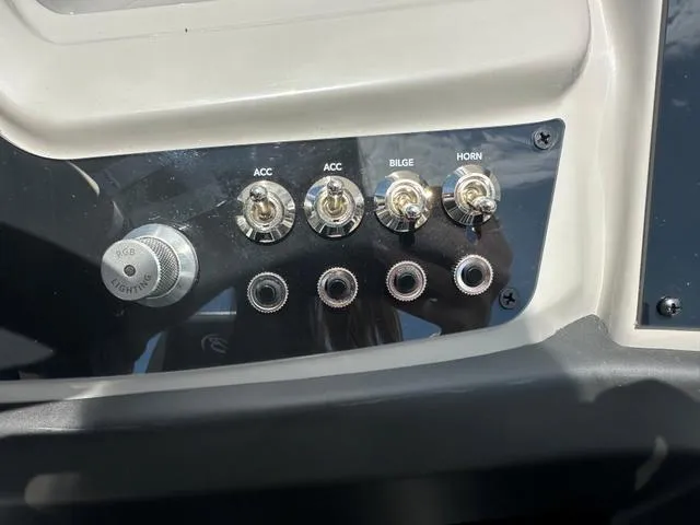 Slide: The Image of Barletta CABRIO C24UE 2026 - 23