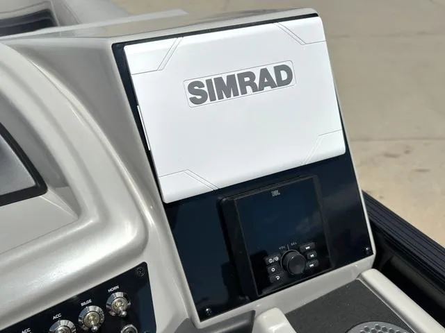 Slide: The Image of Barletta CABRIO C24UE 2026 - 24