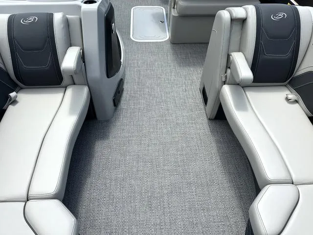 Slide: The Image of Barletta CABRIO C24UE 2026 - 37