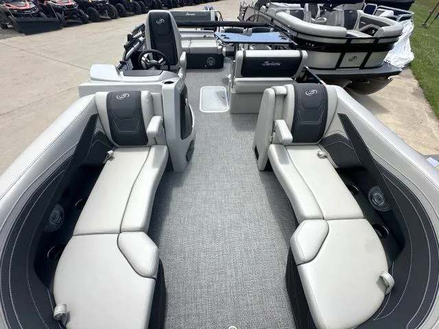 Slide: The Image of Barletta CABRIO C24UE 2026 - 38