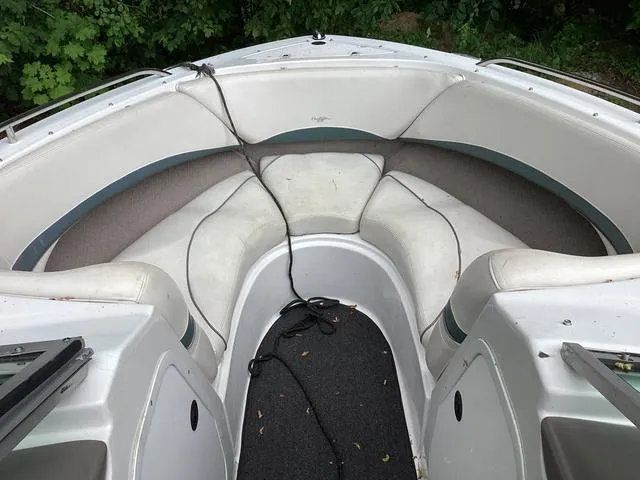 Slide: The Image of Four Winns 210 Horizon 2001 - 14