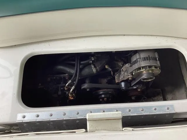 Slide: The Image of Four Winns 210 Horizon 2001 - 18