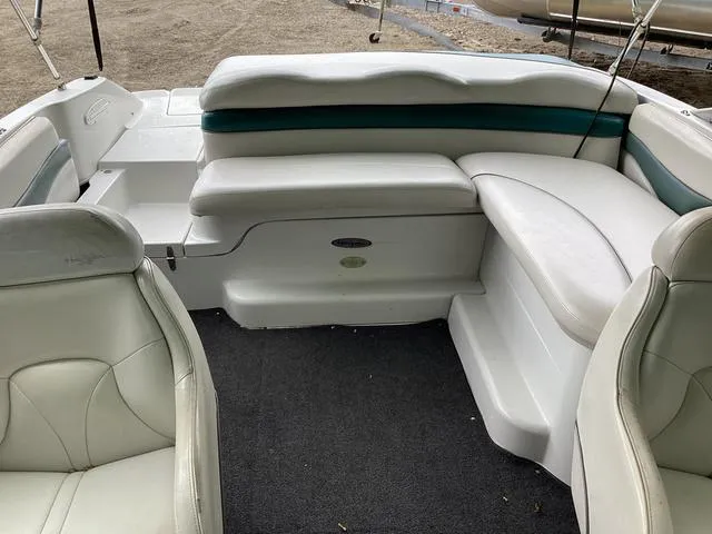 Slide: The Image of Four Winns 210 Horizon 2001 - 22