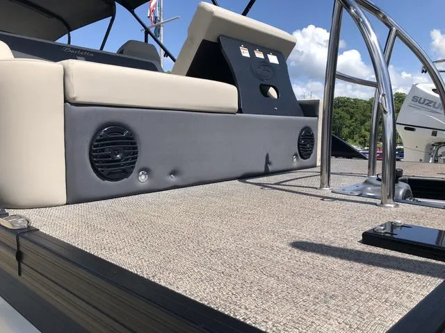 Slide: The Image of Barletta Cabrio 24UC 2023 - 10