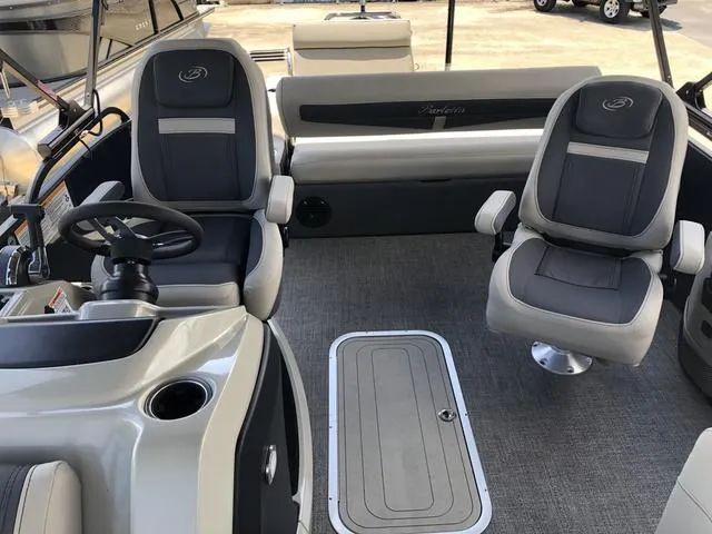 Slide: The Image of Barletta Cabrio 24UC 2023 - 14