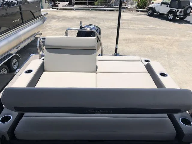 Slide: The Image of Barletta Cabrio 24UC 2023 - 16