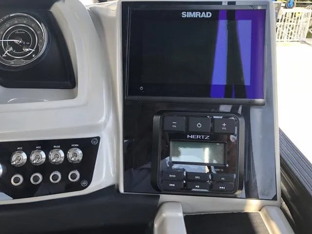 Slide: The Image of Barletta Cabrio 24UC 2023 - 23