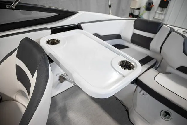 Slide: The Image of Yamaha SX195 2024 - 17