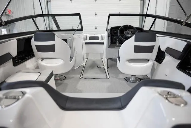 Slide: The Image of Yamaha SX195 2024 - 8