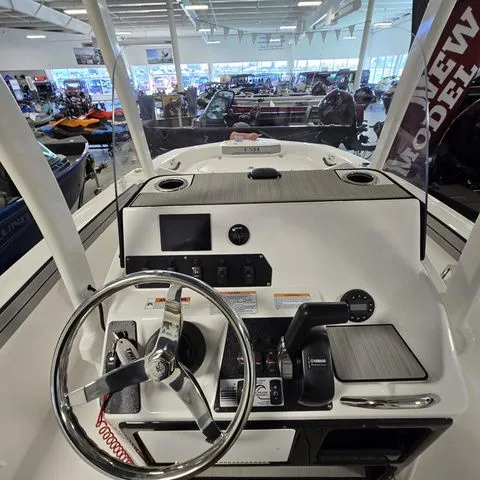 Slide: The Image of Yamaha 190FSH SPORT 2025 - 15