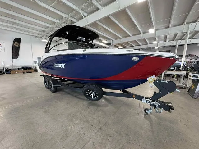 Slide: The Image of Yamaha 252XE 2025 - 19