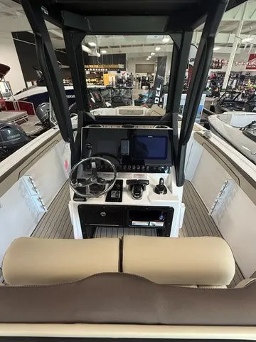 Slide: The Image of Yamaha 255FSH SPORT H 2025 - 3