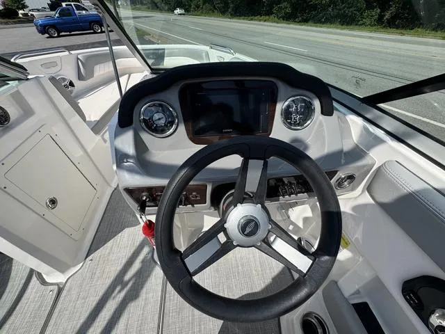 Slide: The Image of Chaparral 21SSI 2020 - 8