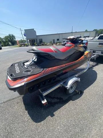 Slide: The Image of Sea-Doo GTX 2010 - 6