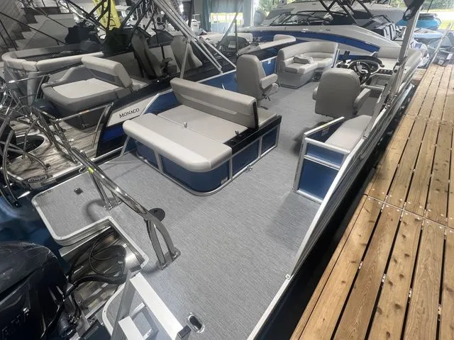 Slide: The Image of Godfrey EX2286 SFLX 2026 - 4