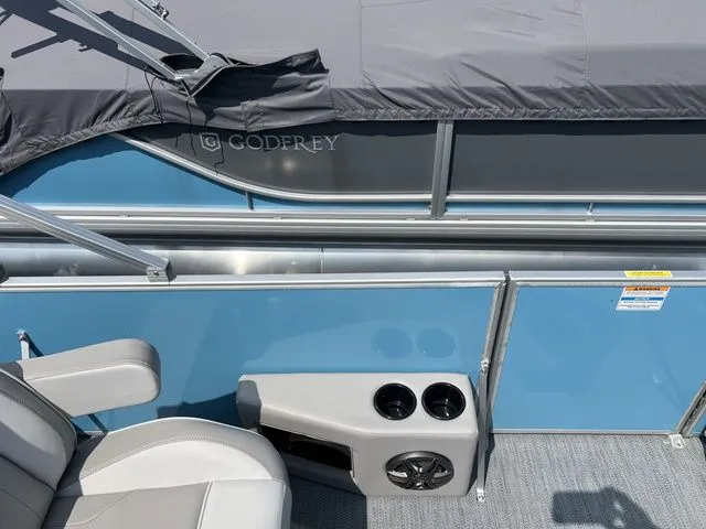 Slide: The Image of Godfrey Xpierence 2286 SFLX 2026 - 10