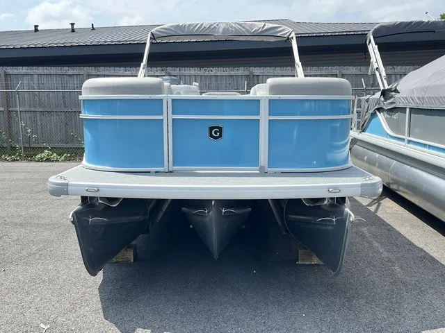 Slide: The Image of Godfrey Xpierence 2286 SFLX 2026 - 4