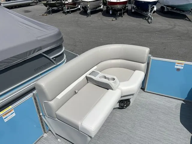 Slide: The Image of Godfrey Xpierence 2286 SFLX 2026 - 9