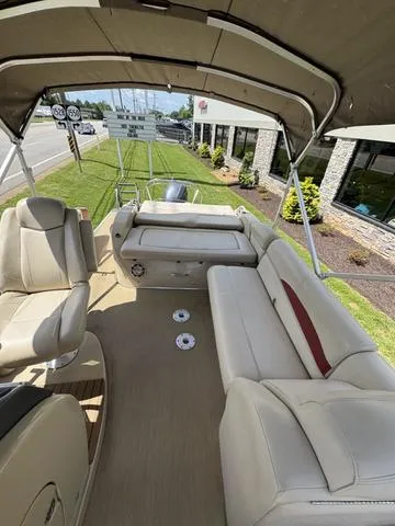 Slide: The Image of Godfrey 240 Elite 2014 - 11