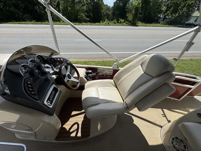 Slide: The Image of Godfrey 240 Elite 2014 - 16