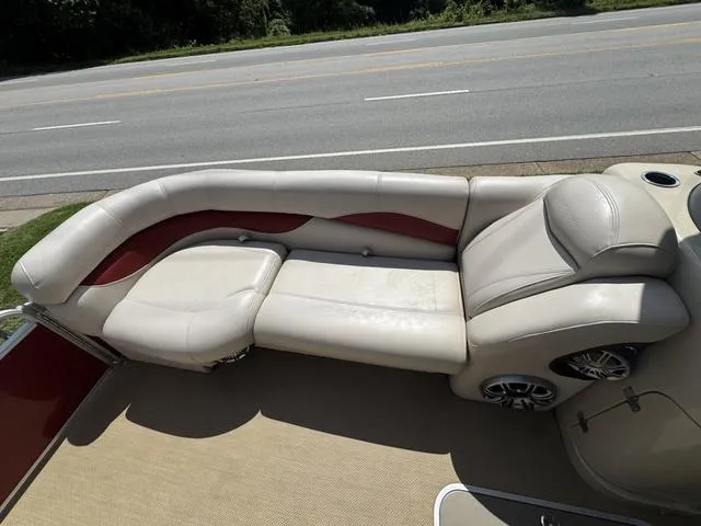 Slide: The Image of Godfrey 240 Elite 2014 - 17