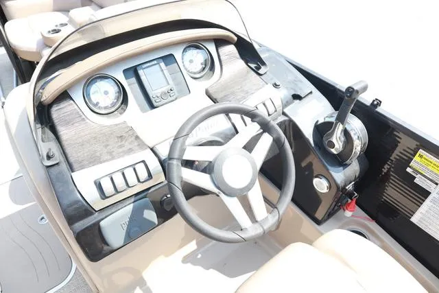 Slide: The Image of Godfrey Aqua Patio 235 Elite 2018 - 10