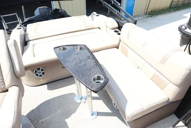 Slide: The Image of Godfrey Aqua Patio 235 Elite 2018 - 7