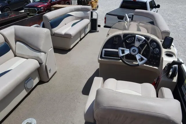 Slide: The Image of Godfrey SWEETWATER 2086 2014 - 12