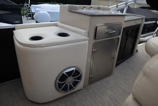 Slide: The Image of Godfrey Aqua Patio 240 BC3 2016 - 20