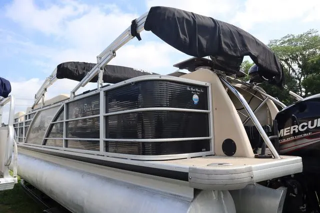 Slide: The Image of Godfrey Aqua Patio 240 BC3 2016 - 3