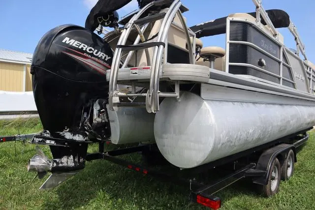 Slide: The Image of Godfrey Aqua Patio 240 BC3 2016 - 4