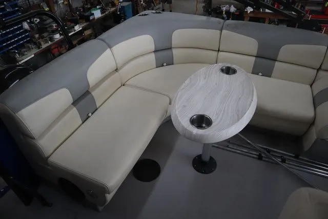 Slide: The Image of Lexington 517 SE 2021 - 9