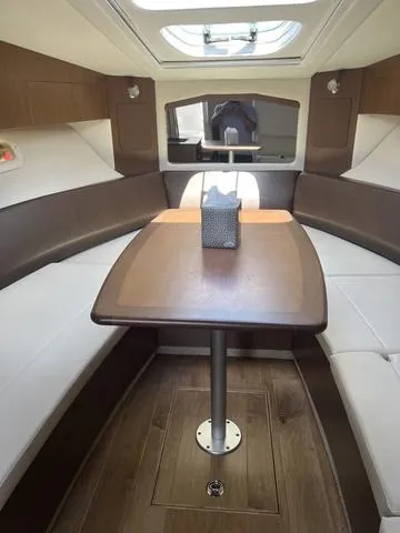 Slide: The Image of Sea Ray 310 Sundancer 2016 - 31