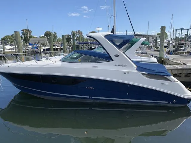 Slide: The Image of Sea Ray 310 Sundancer 2016 - 44