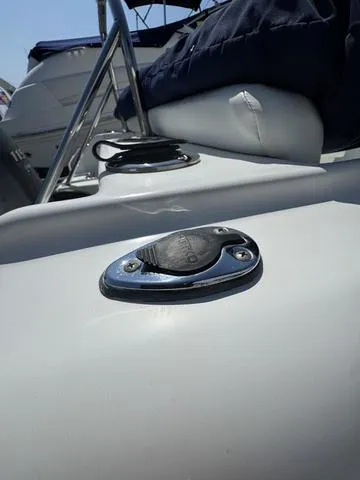 Slide: The Image of Sea Hunt Escape Series 188 2013 - 16