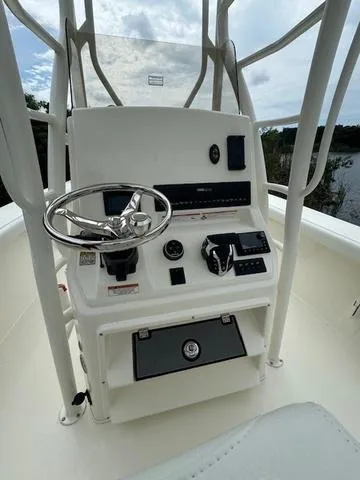 Slide: The Image of Pathfinder 2700 Open 2025 - 17